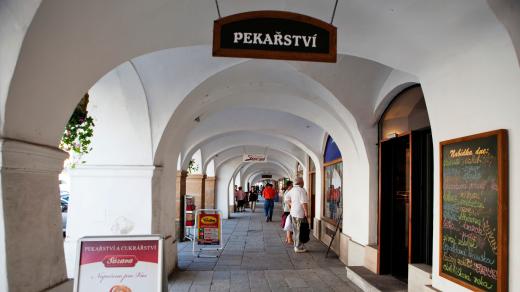 Podloubí na Smetanově náměstí v Litomyšli