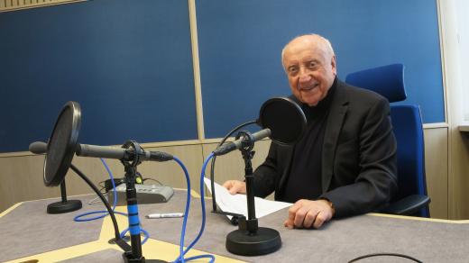 Felix Slováček ve studiu Českého rozhlasu Hradec Králové