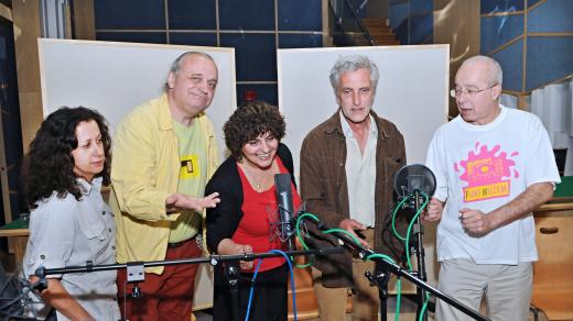 Rádio Ořechovka: Ester Kočičková, Tomáš Hanák (alias Mistr Kalina), Jana Tučková (alias Kolopějka Vděčná) Oldřich Kužílek (alias Olaf Lávka)