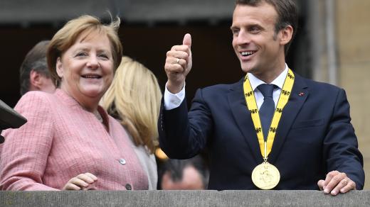 Německá kancléřka Angela Merkelová a francouzský prezident Emmanuel Macron v německých Cáchách