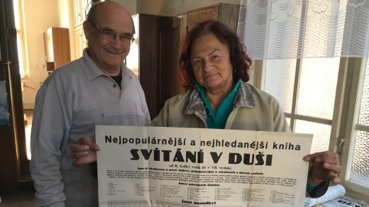 Dobový reklamní plakát na knihu Svítání v Duši