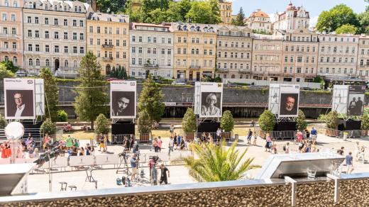 V Karlových Varech odstartoval 56. ročník filmového festivalu