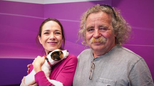 Tereza Kostková a odborník na výcvik zvířat Václav Tomšovský