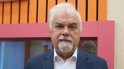 Vladimír Palička ve studiu Českého rozhlasu Hradec Králové