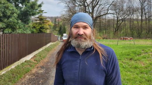 Rostislav Žďárský vyrábí lidové hudební nástroje