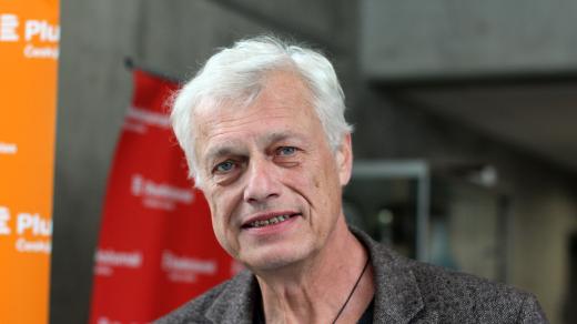 Vladimír Beneš, neurochirurg