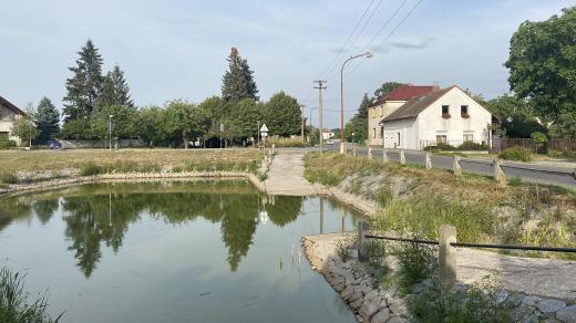 Rybník Šmídovka je vlastně požární nádrž