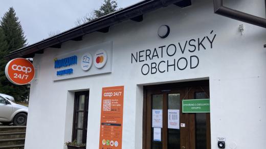 V Neratově v Orlických horách funguje automatizovaná prodejna bez obsluhy