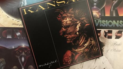 Kansas: Masque