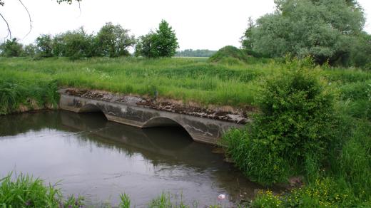 Sifon u Uhřičic