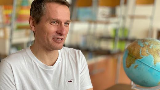 Vladimír Kořen, bývalý starosta města Říčany a nadšený učitel přírodopisu a fyziky
