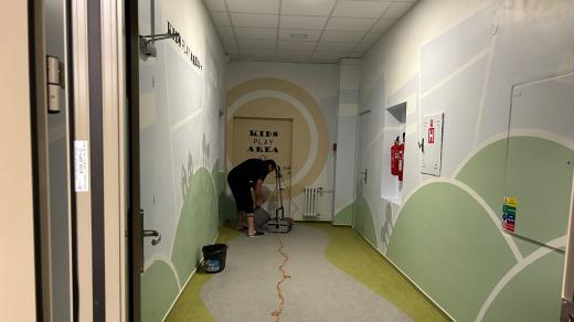 Většina hotelů v Krkonoších a v Orlických horách se v těchto dnech připravuje na zimní sezónu