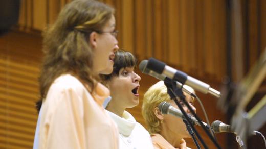 Soubor Linha Singers na snímku z roku 2003