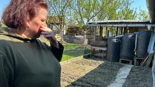 Obyvatele Sadové ulice v Tovačově trápí smrad ze sousedova chovu zvířat