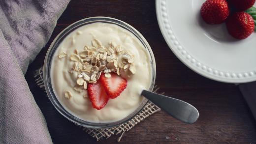 Jogurt si můžete vyrobit sami doma