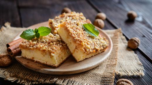 Ořechovo-jablkový koláč