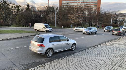 Křižovatka ulic Mostní a Březnická ve Zlíně