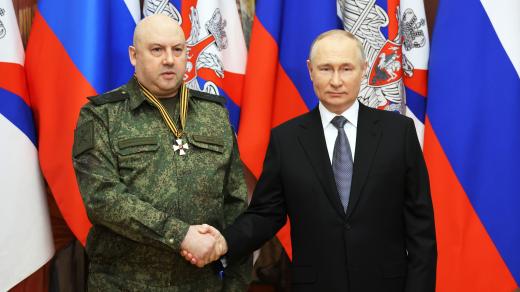 Sergej Surovikin a Vladimir Putin