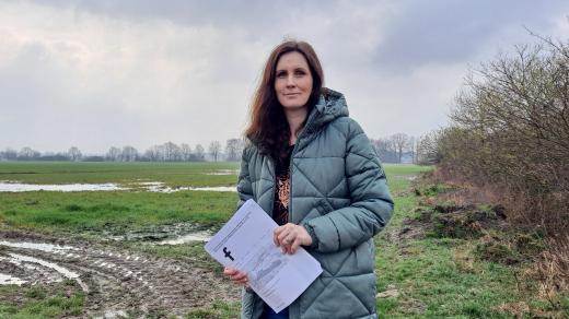 Lenka Černochová organizuje protesty proti stavbě