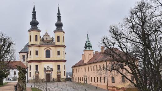 Regionální muzeum v Litomyšli sídlí v sousedství piaristického chrámu Nalezení svatého Kříže