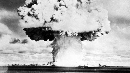 Ostrov Bikini, jaderný nukleární výbuch, atomový hřib