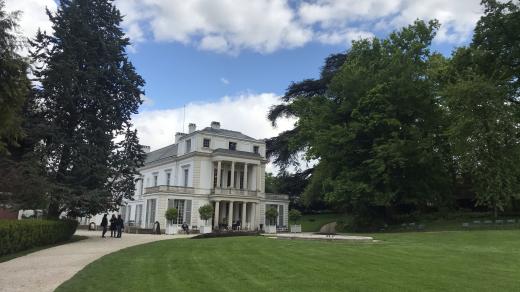 Za dobu, kdy tady žil, namaloval Gustave Caillebotte na osmdesát devět obrazů