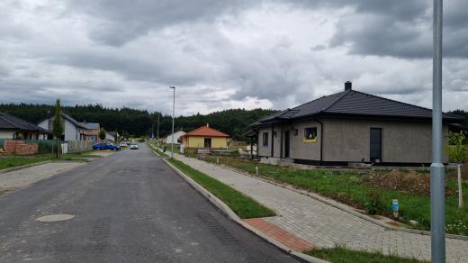 Díky vlastní investici mohou pozemky a stavbu domů nabízet v Přepychách za výhodnějších podmínek