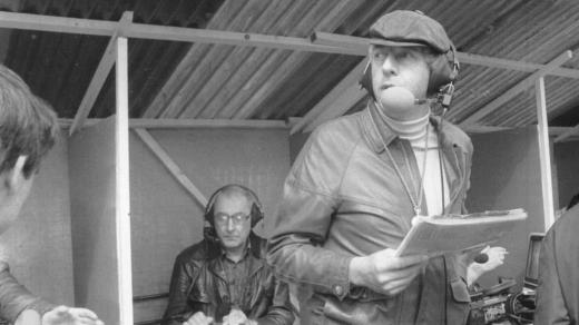 Ilustrační foto (komentování cyklistického závodu, 1985).jpg