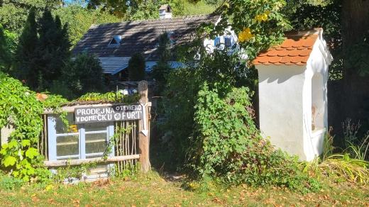 Maříž u Slavonic na Jindřichohradecku po sezóně