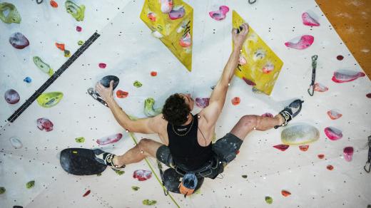 Lezec Adam Ondra