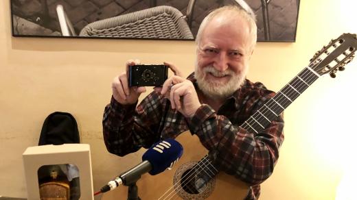 Kytarista i fotograf - Štěpán Rak