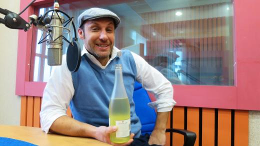 Tomáš Trejbal ve studiu Českého rozhlasu Hradec Králové