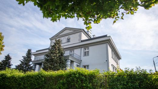 Vila Václava Ulrycha stojí v pardubické Gebauerově ulici