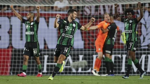 Ze zápasu Slavie a Ferencvárose