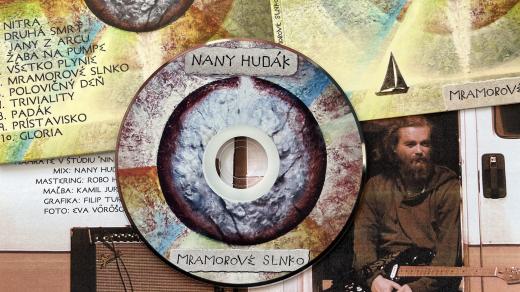 Nany Hudák: Mramorové slnko