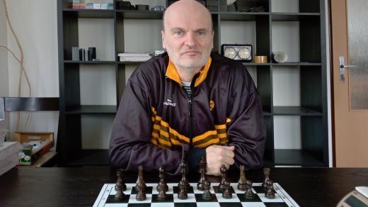 Manažer a kapitán týmu šachistů v Novém Boru Petr Boleslav