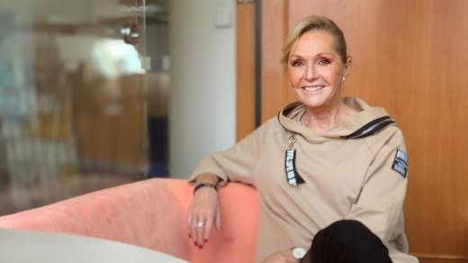 Helena Vondráčková v Českém rozhlasu Pardubice