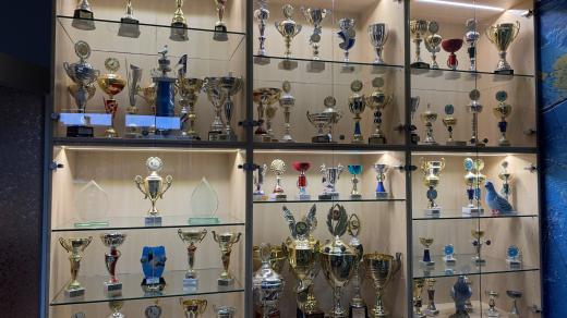 Poháry chovatele poštovních holubů Pavla Jemelky