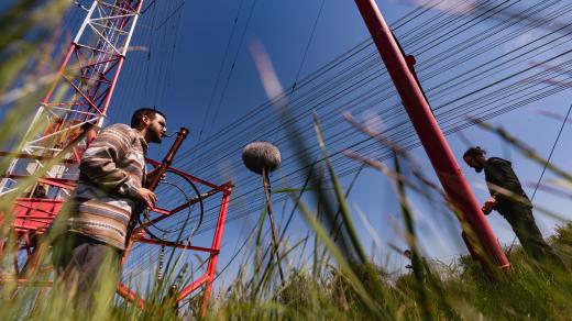 Stanice Nula. Rozhlasový vysílač jako hudební nástroj