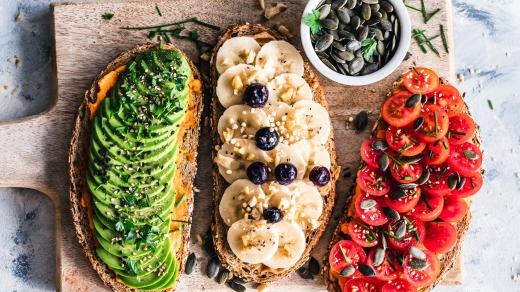 Při veganské stravě hrozí nedostatek vitamínu B12