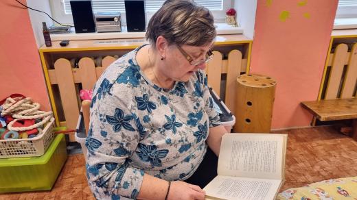 Čtecí babička Milada