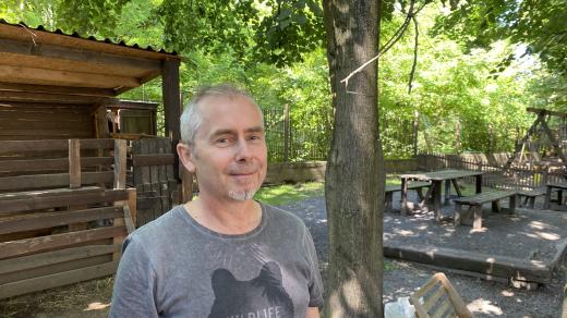 Básník, knižní grafik a fotograf Petr Palarčík