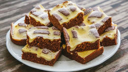 Kakaový koláč s tvarohem