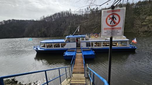 Příprava Dalešické přehrady na lodní provoz