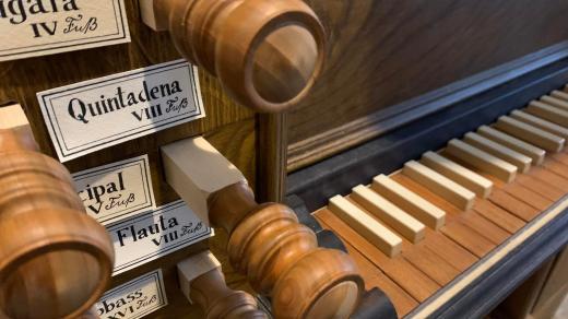 Klášterním kostelem Narození Páně v Opočně zní opět po dlouhé době varhany