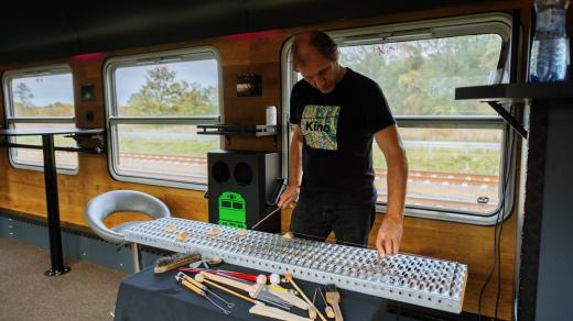 Festival Parallels Berlin, cesta vlakem