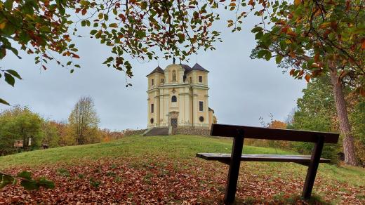 Stavbě se pro její krásnou architekturu vrcholného baroka říká barokní perla Středního Povltaví