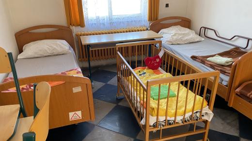 V bývalém domově mládeže v Rybitví bude ubytování pro 70 uprchlíků včetně dětí