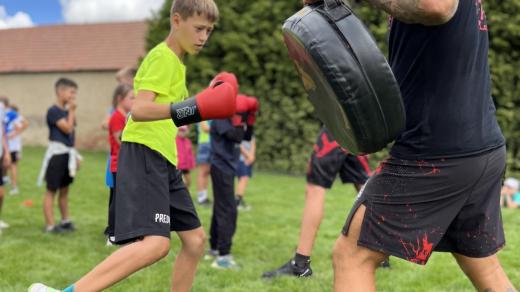 Sportovní tábor v Semicích na Nymbursku