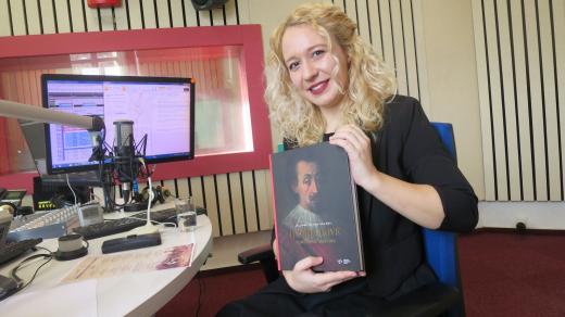 Anna Chlumová ve studiu Českého rozhlasu Hradec Králové